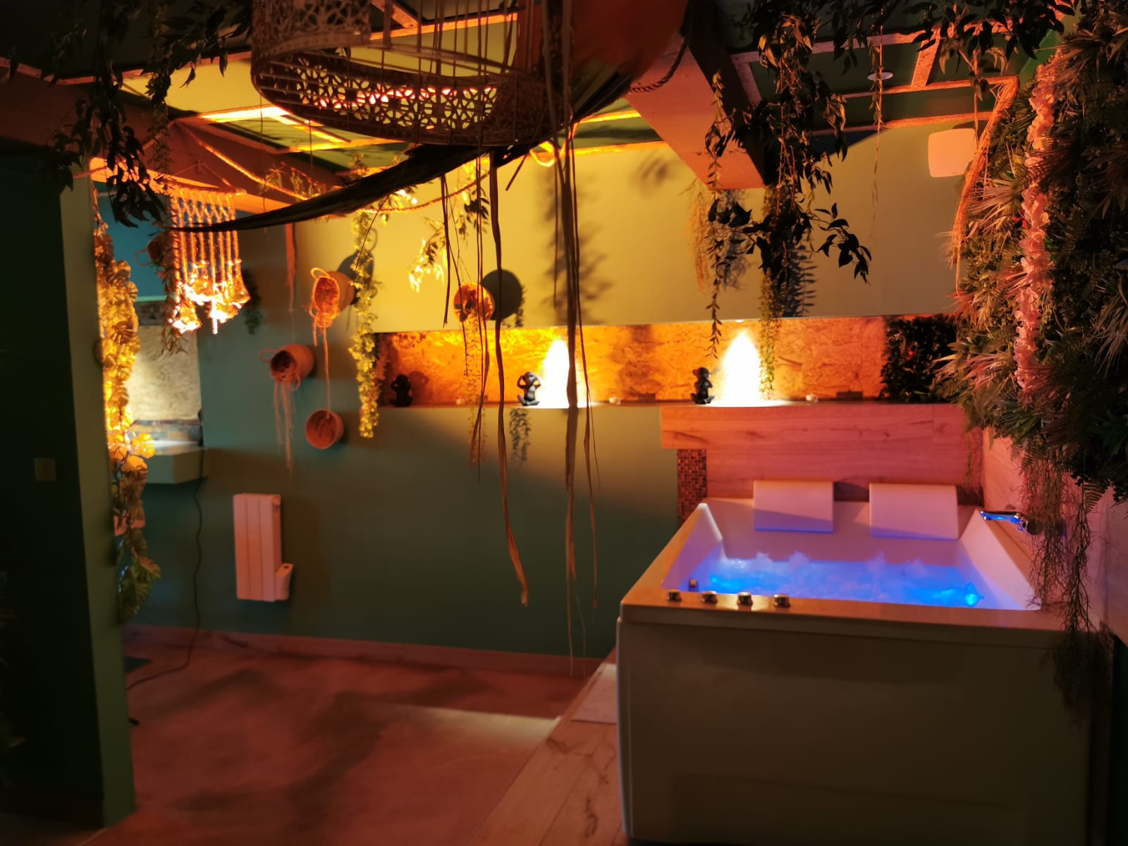 Suite romantique The Secret Jungle près de Mulhouse